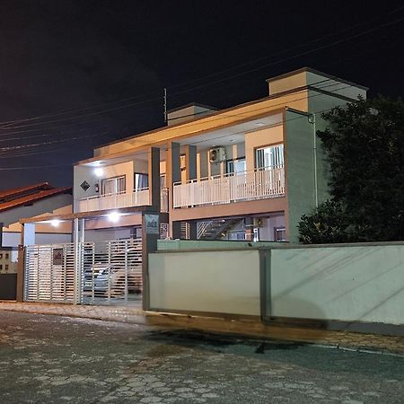 Apart Zss Пення Екстер'єр фото